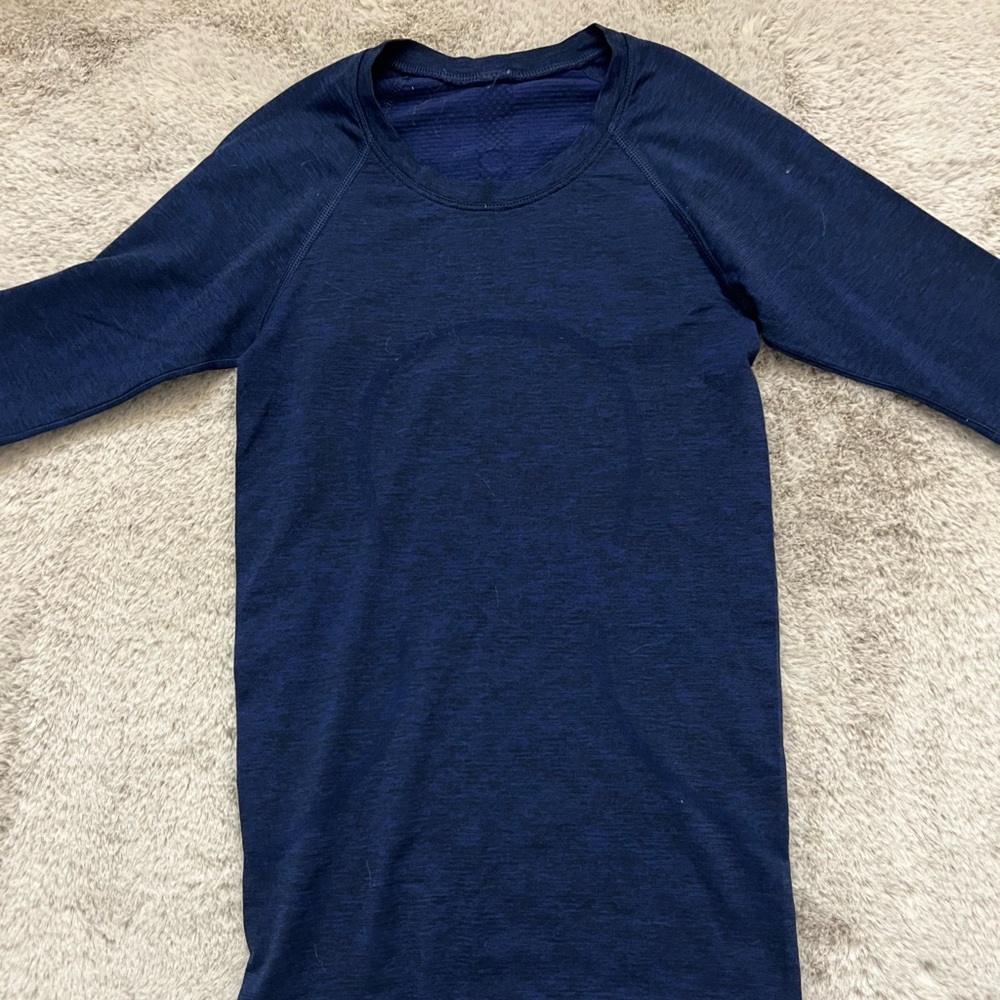 Long sleeve Lululemon swiftly tech blue